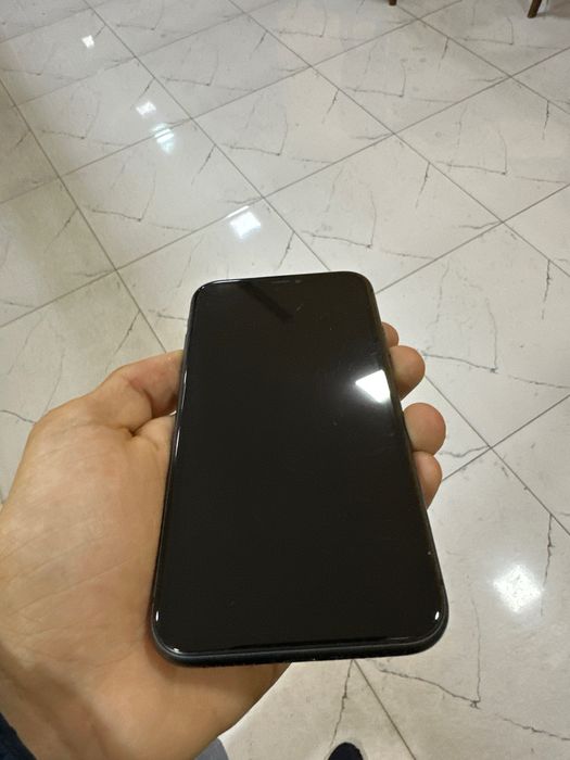 Iphone 11 128gb qora