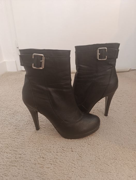 Дамски кожени боти на висок ток 38