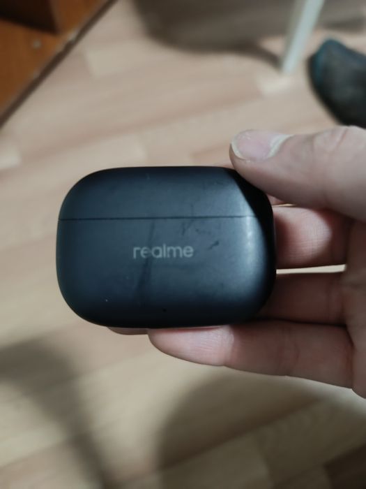 Продам наушники Realme T310