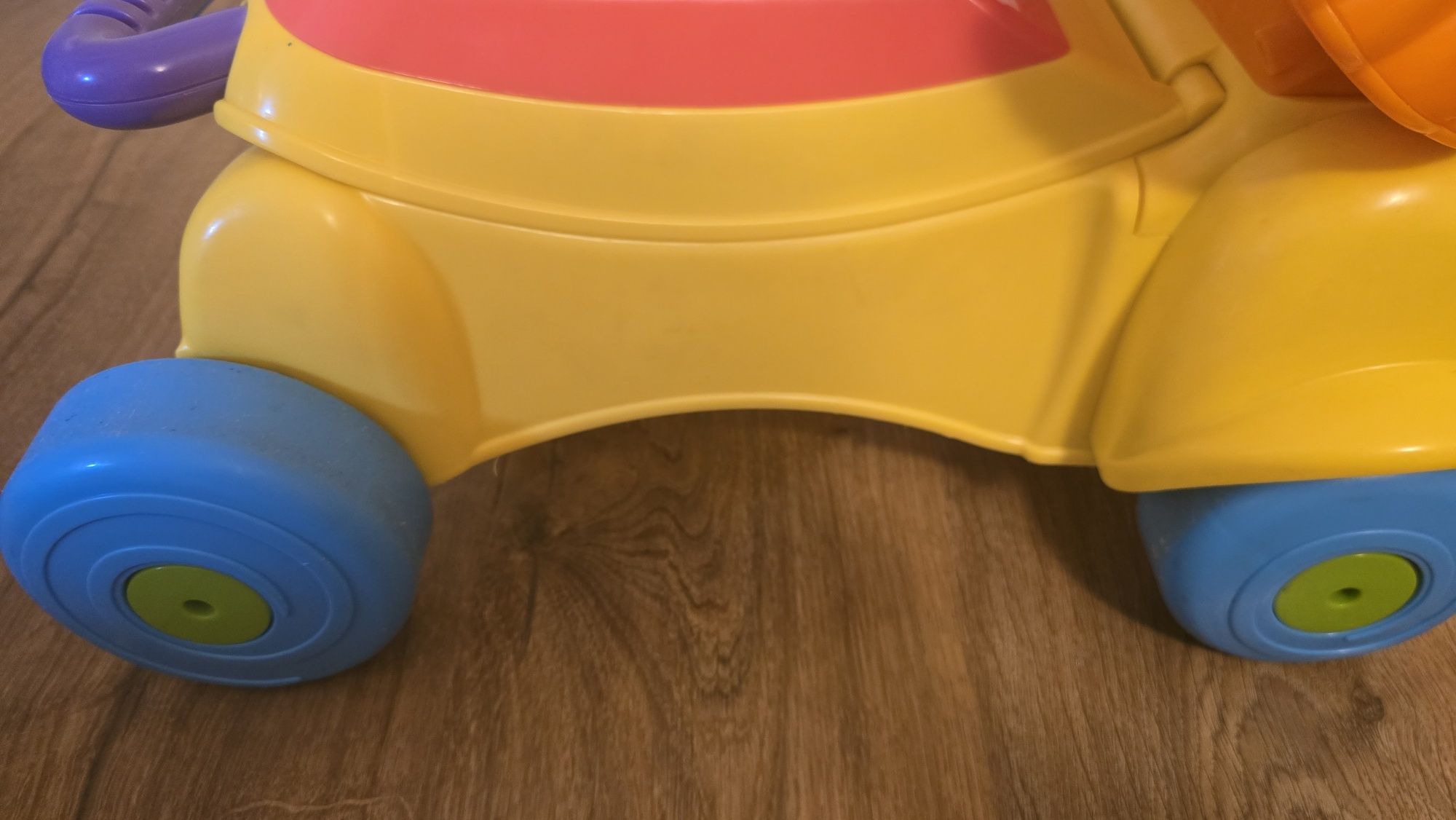 Fisher price лъвче за бутане с крачета със светещ нос и музикално с мн