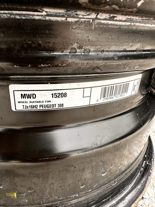 Джанти и Гуми Peugeot 16