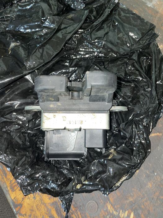 Vand inchizatoare haon