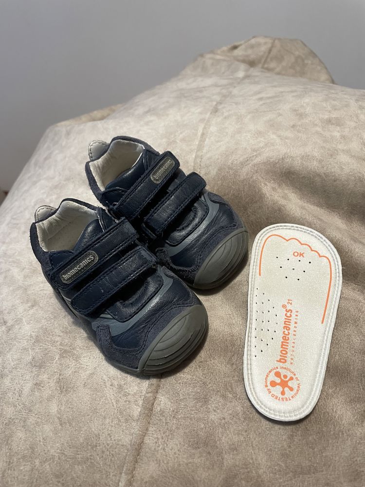 Бебешки обувки за прохождане Biomecanics, 21 размер