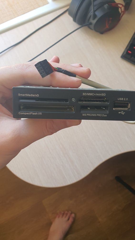 Продам картридер 3.5 а