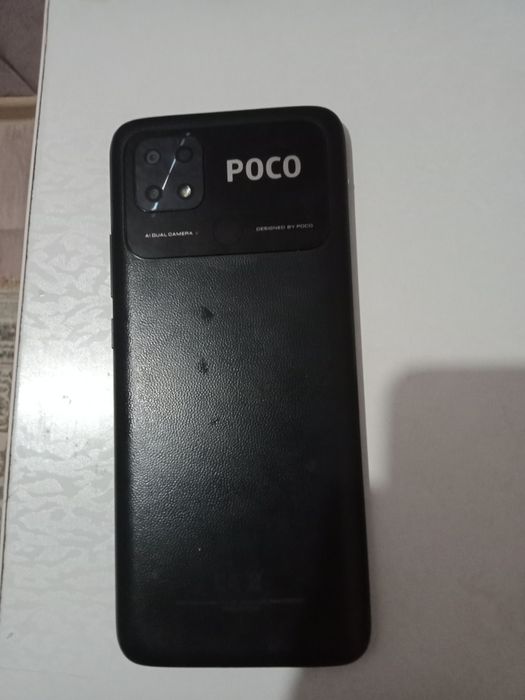 Телефон  POCO продам