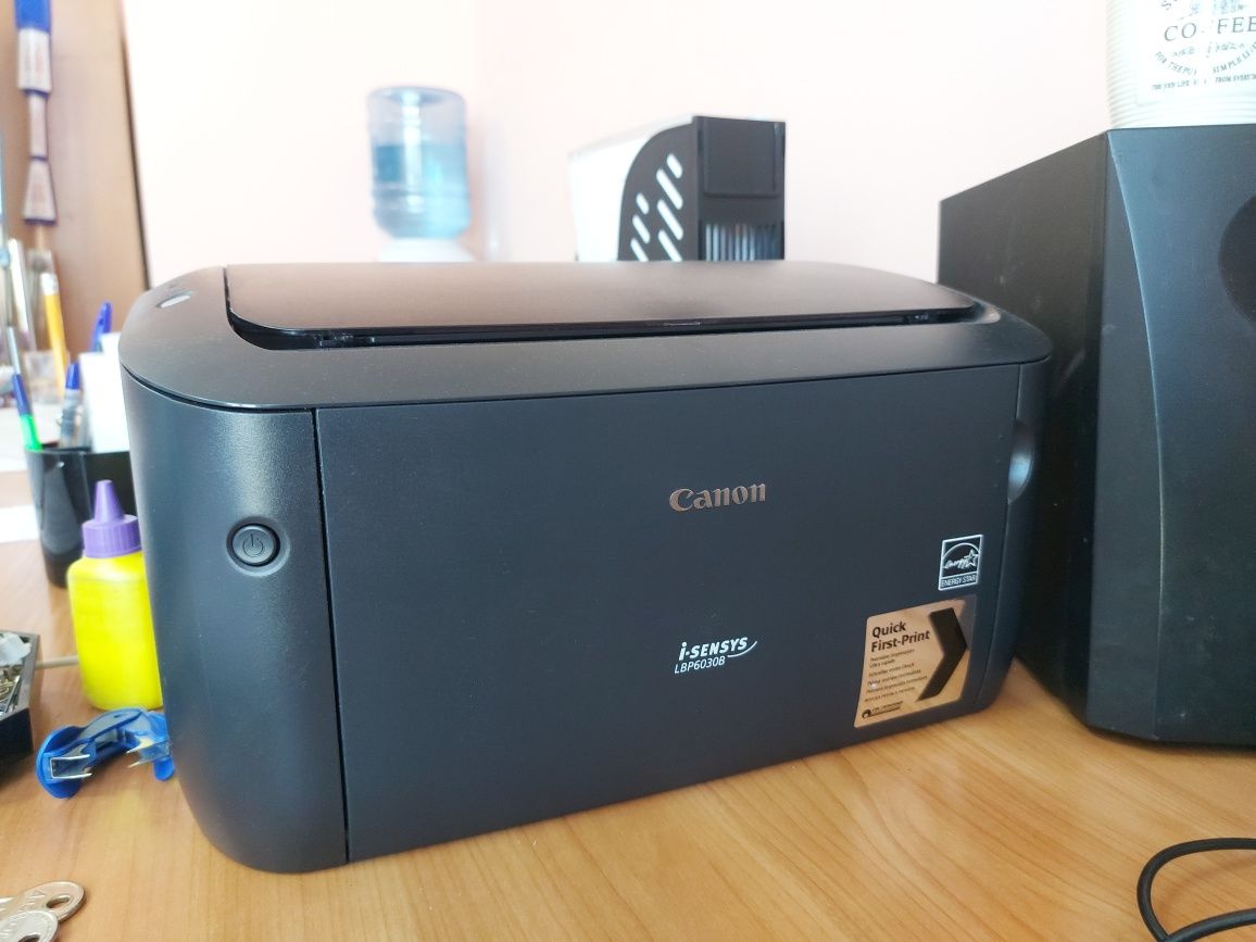 Продам лазерный черно-белый принтер  canon lbp6030B