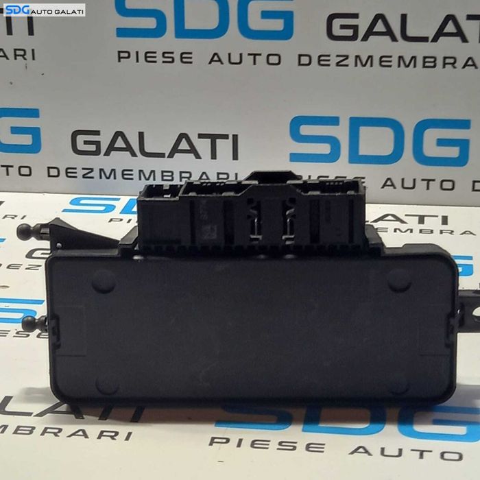 Calculator Modul Airbag BMW Seria 3 F30 F31 F32 F36 2010 - 2019 Cod 9267214 6577926721402 0285011137 [2259]