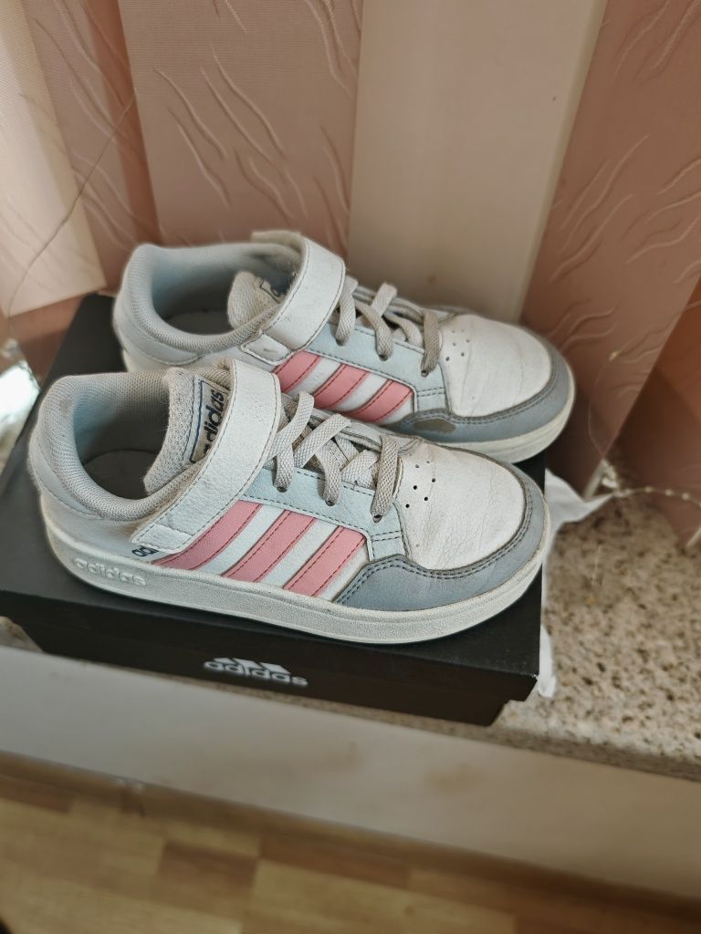 Маратонки Adidas