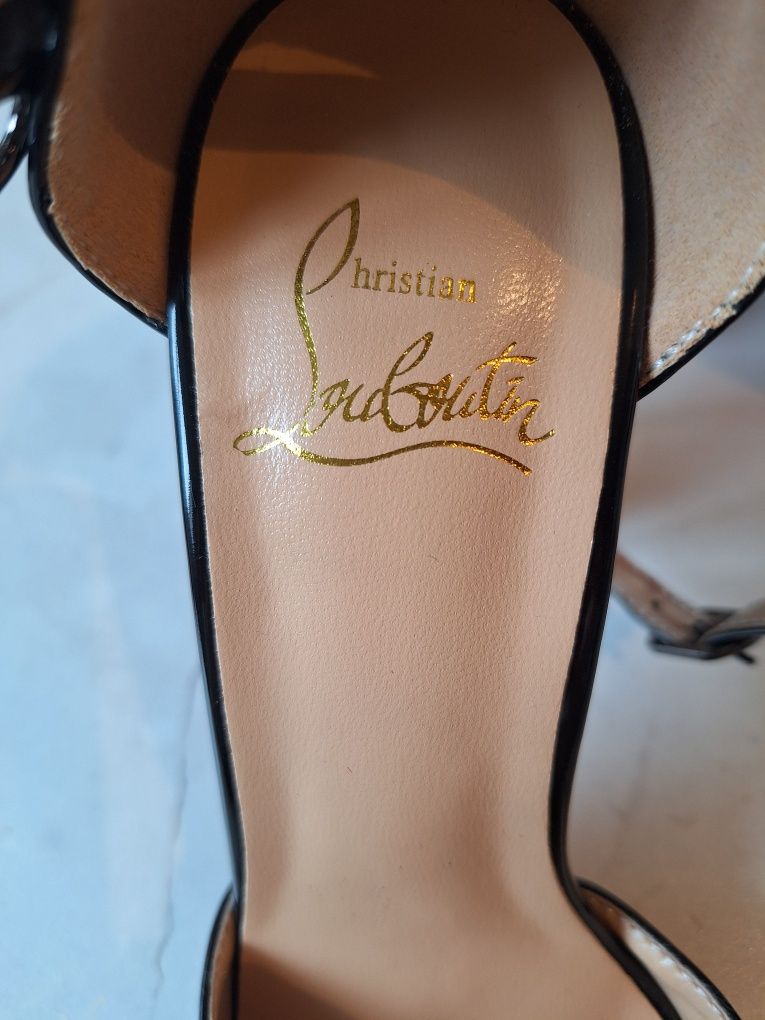 Новые Лабутены  от Cristian Louboutin