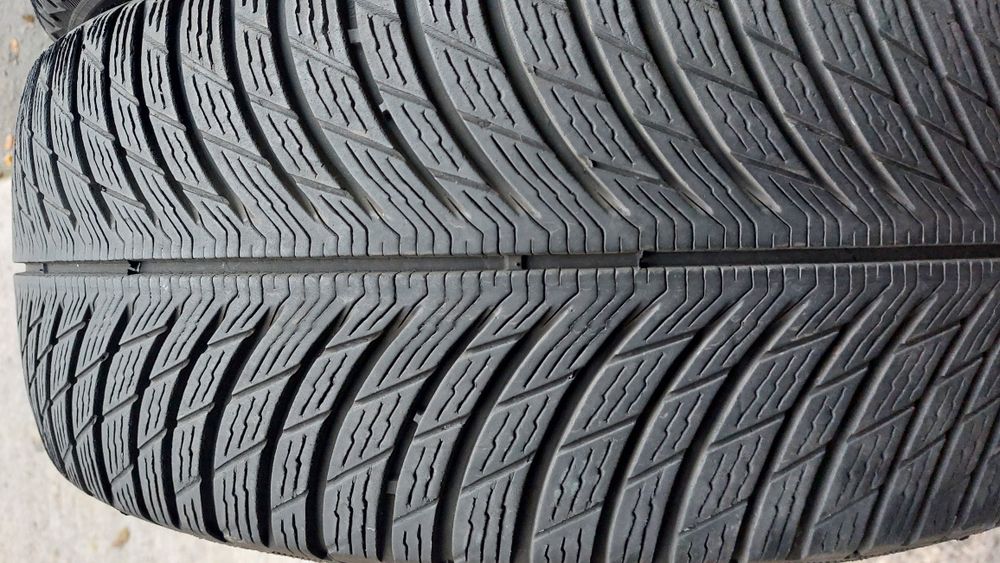 Зимни гуми 235/55/18 Michelin Pilot Alpin 5 Suv 4 броя