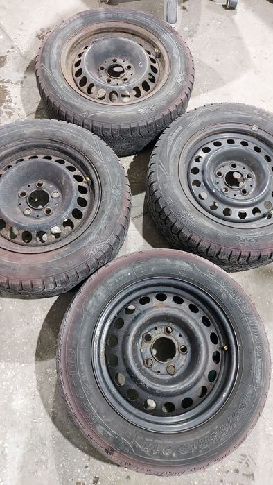 Продам 4 диска 5х112r15 от мерседес.