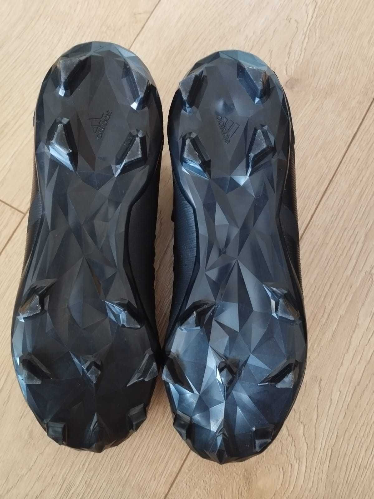 Ghete fotbal Adidas Predator  38 2/3