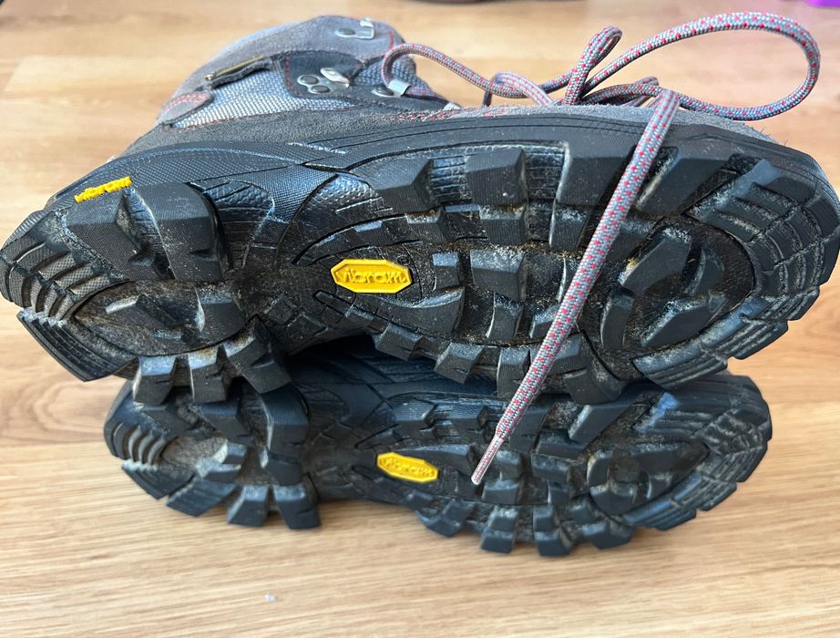 Трекинг обувки Garmont 38 GTX Vibram