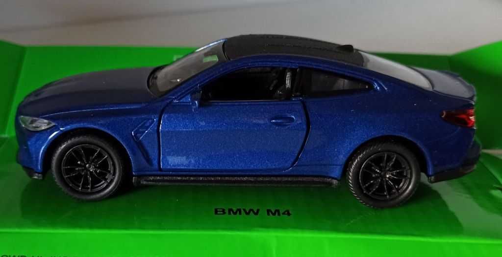 Macheta BMW M4 Coupe (G82) albastru - Welly 1/36