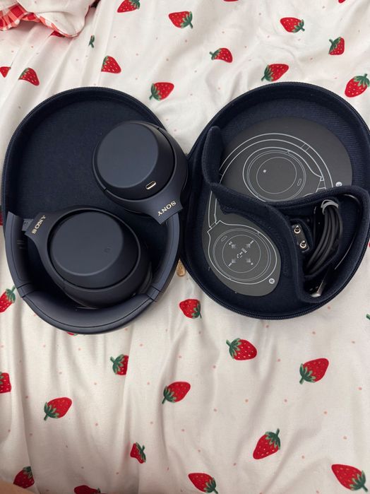 Стерео слушалки SONY WH1000XM4B
