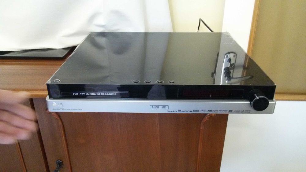 Home cinema cu HDD multi funcțional