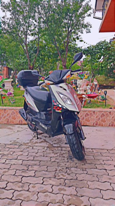 Scuter Kymco DJ 125 S  125cc 4T