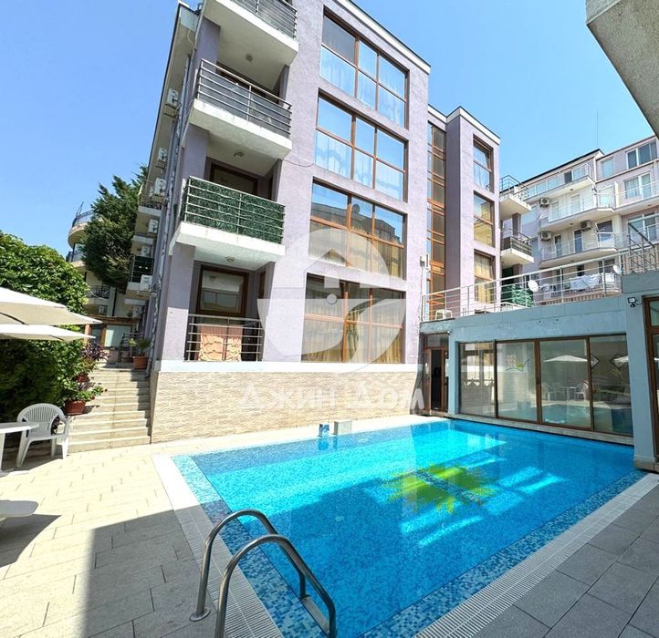 Продава се Тристаен апартамент в Свети Влас - 104 кв.м за 1058 €/кв.м - Снимка #10