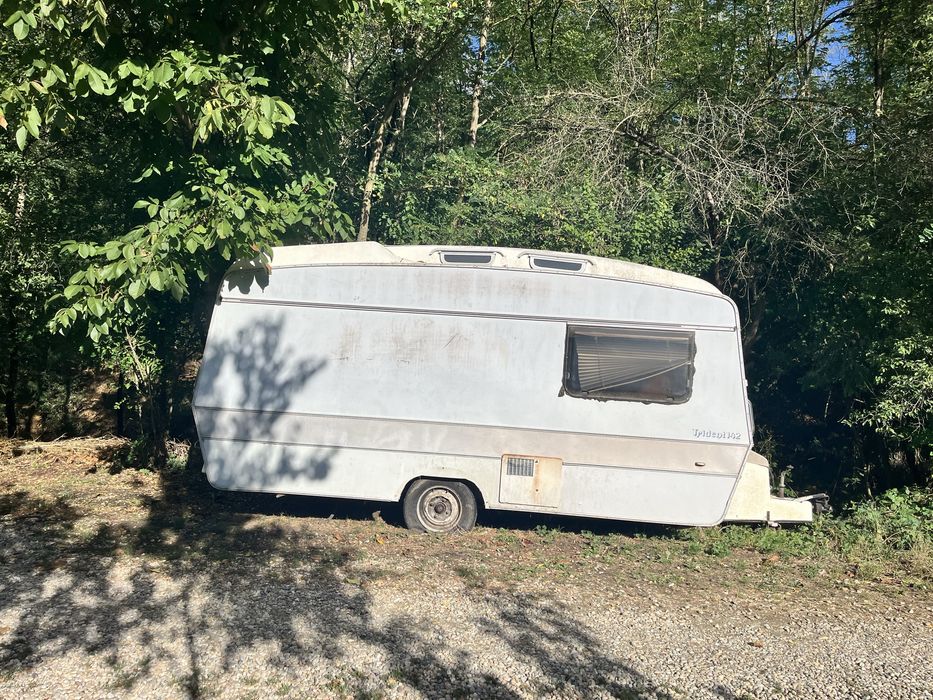 Rulota fara acte pentru santier paza sau camp