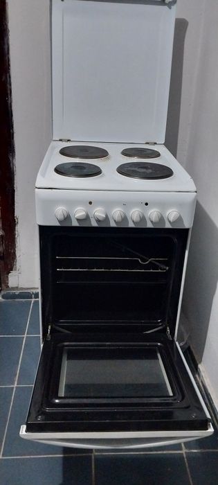 электрическая плита  индезит