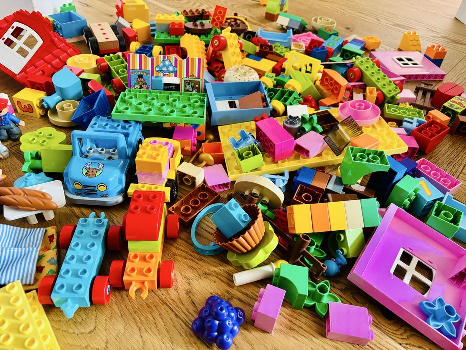 Piese si figurine originale lego duplo pentru constructii superbe