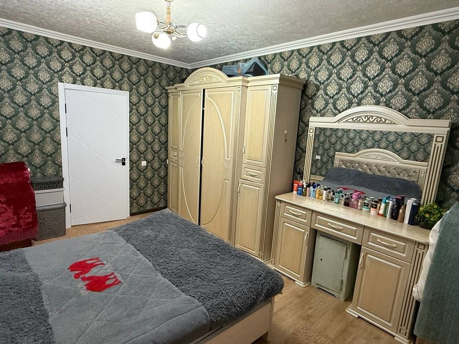 Сотилади-3хоналий кв ЯнгиХаёт  Р-н Спутник16а