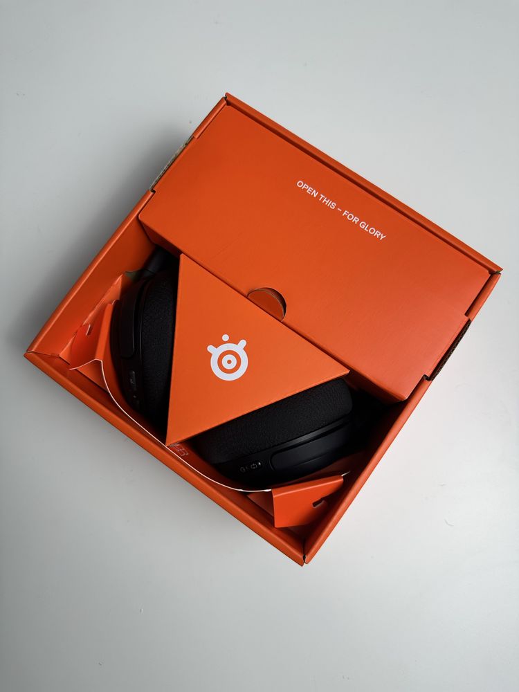 Steelseries Arctis Nova 5 - гейминг слушалки