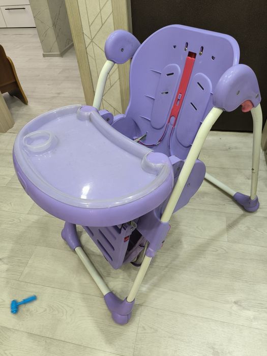 Отдам стульчик для кормления