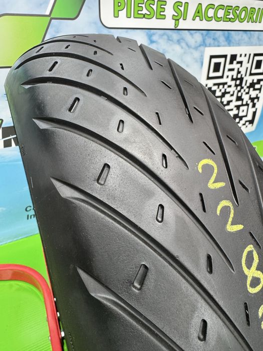 180 55 17 Anvelopa Moto 2020 Metzeler Roadtec 01 Cauciuc Spate C2283