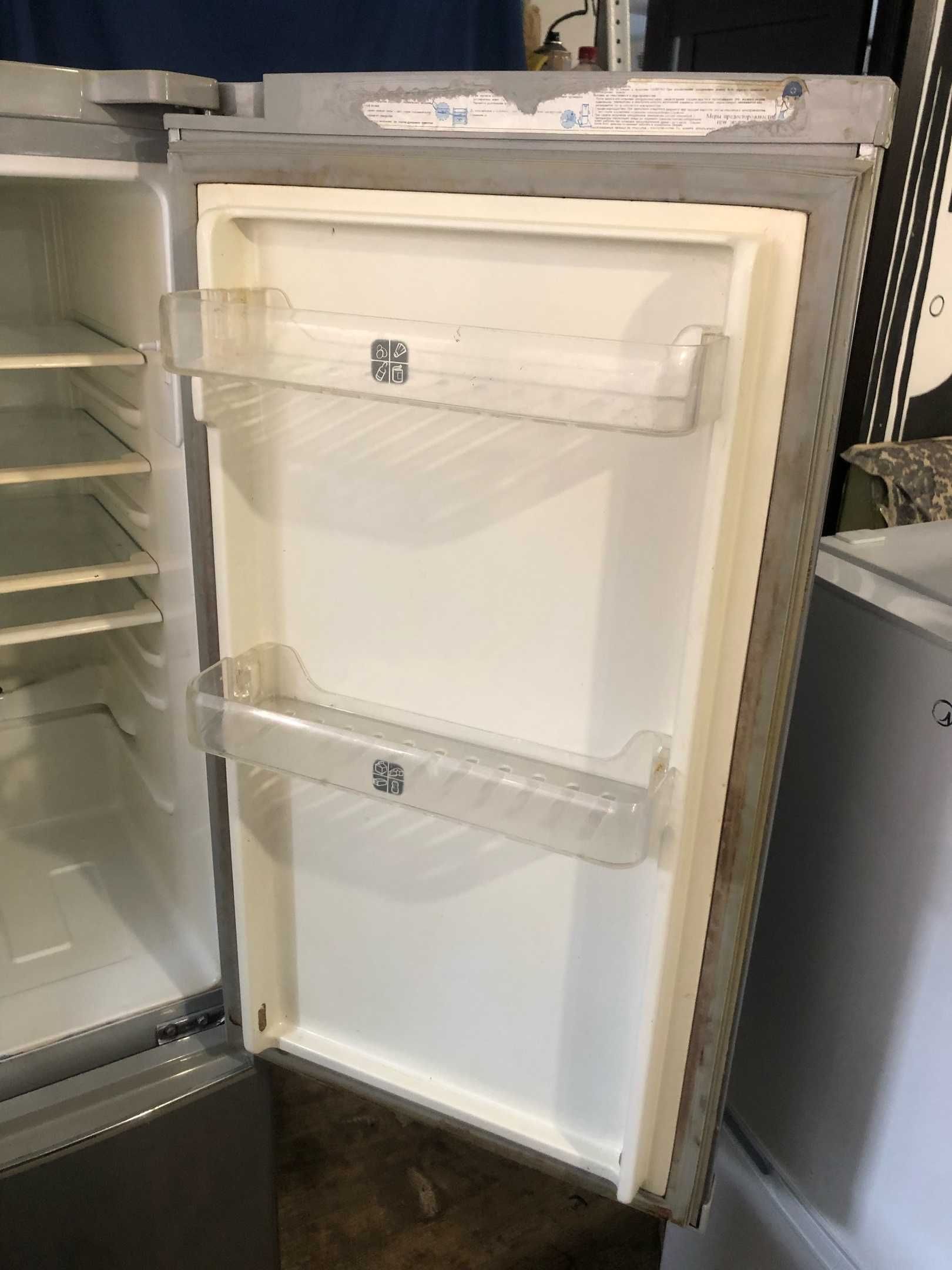 Холодильник САМСУНГ метр 60