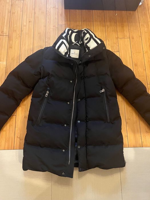 Зимно яке Moncler