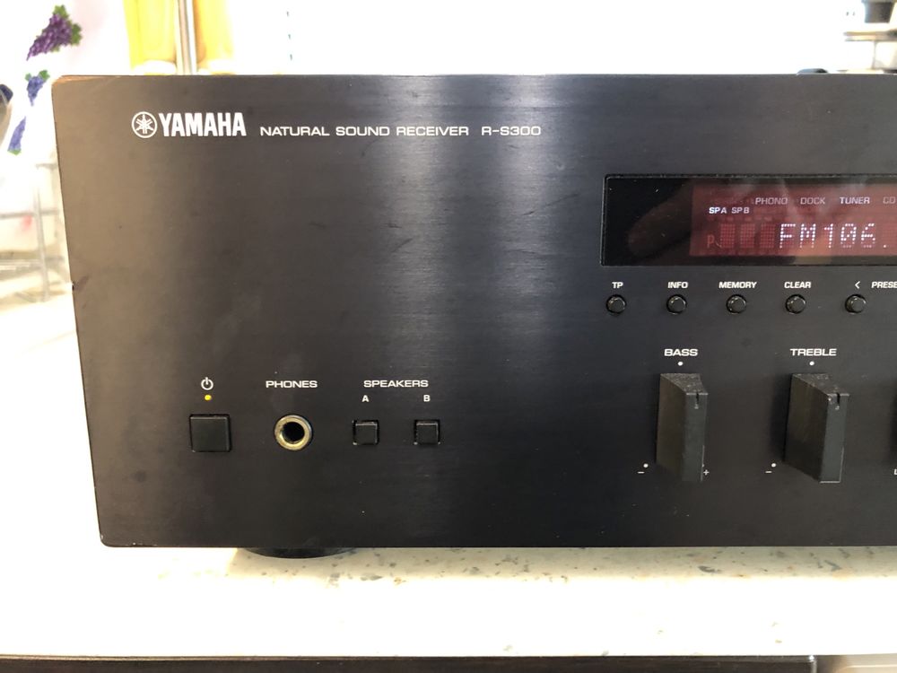 Yamaha R-S300 resiver