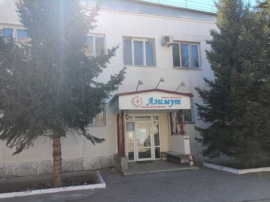 Сдаются площади в аренду в БЦ «Азимут» — от 18 м² до 300 м²