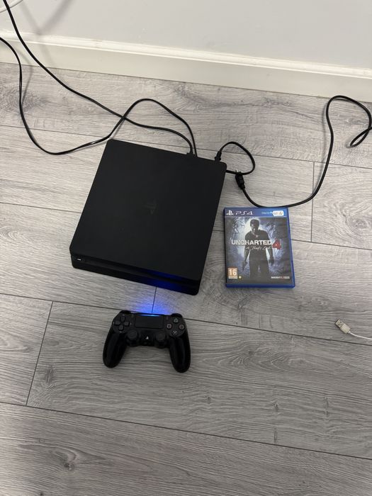 PS 4 Slim + Joc Playstation sony impecabil fara maneta