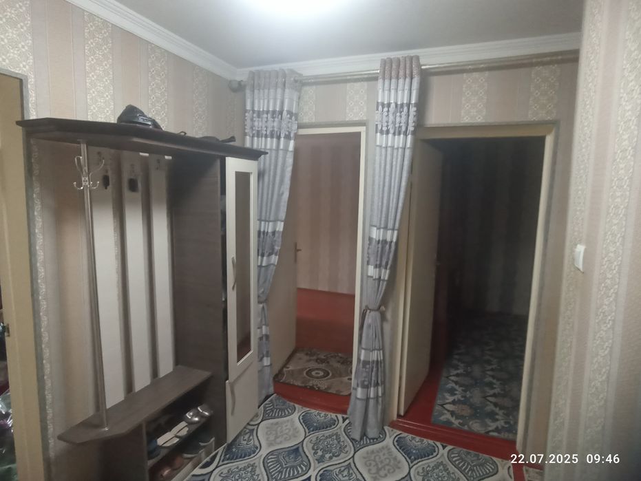 4-хонали гиштли квартира сотилади