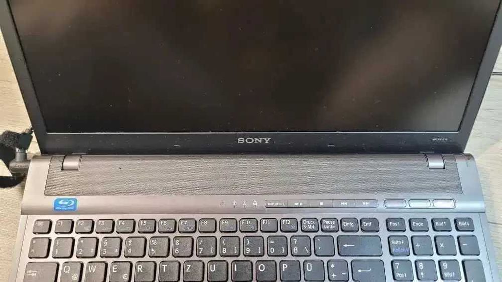 Panglica display LVDS Sony Vaio PCG 81112M VPCF11Z1E