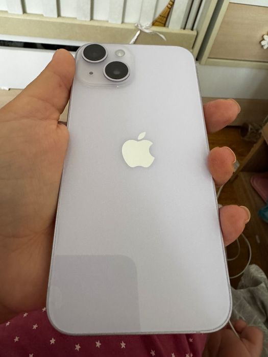 İphone 14 violet