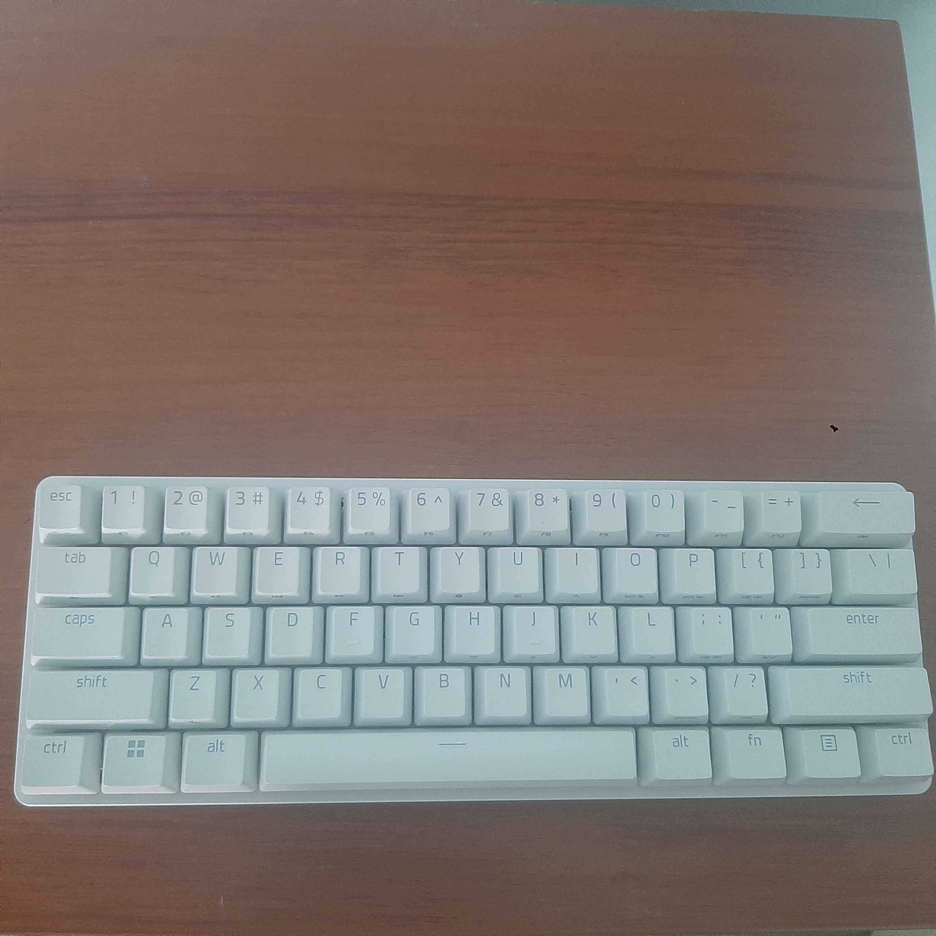Razer Hunstman Mini, Optical Red, бяла