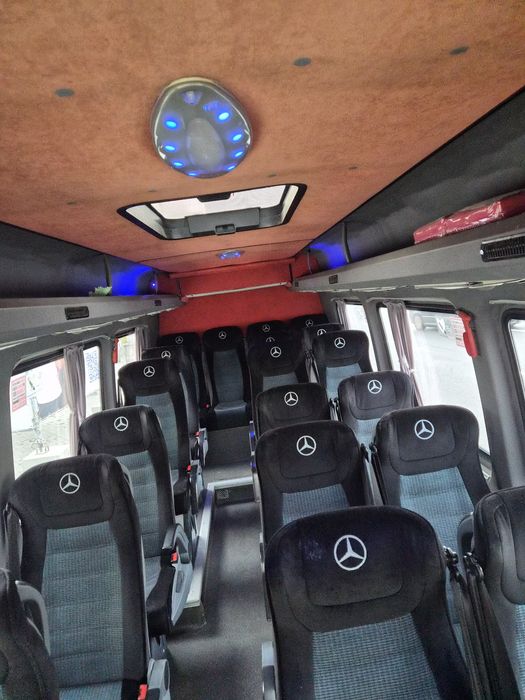 Mercedes Sprinter 19+1 locuri