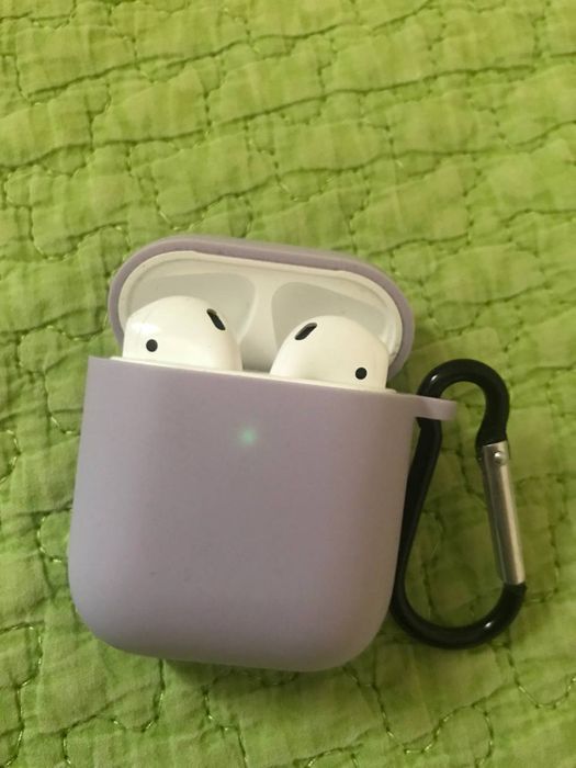 Продам 2 пары наушников