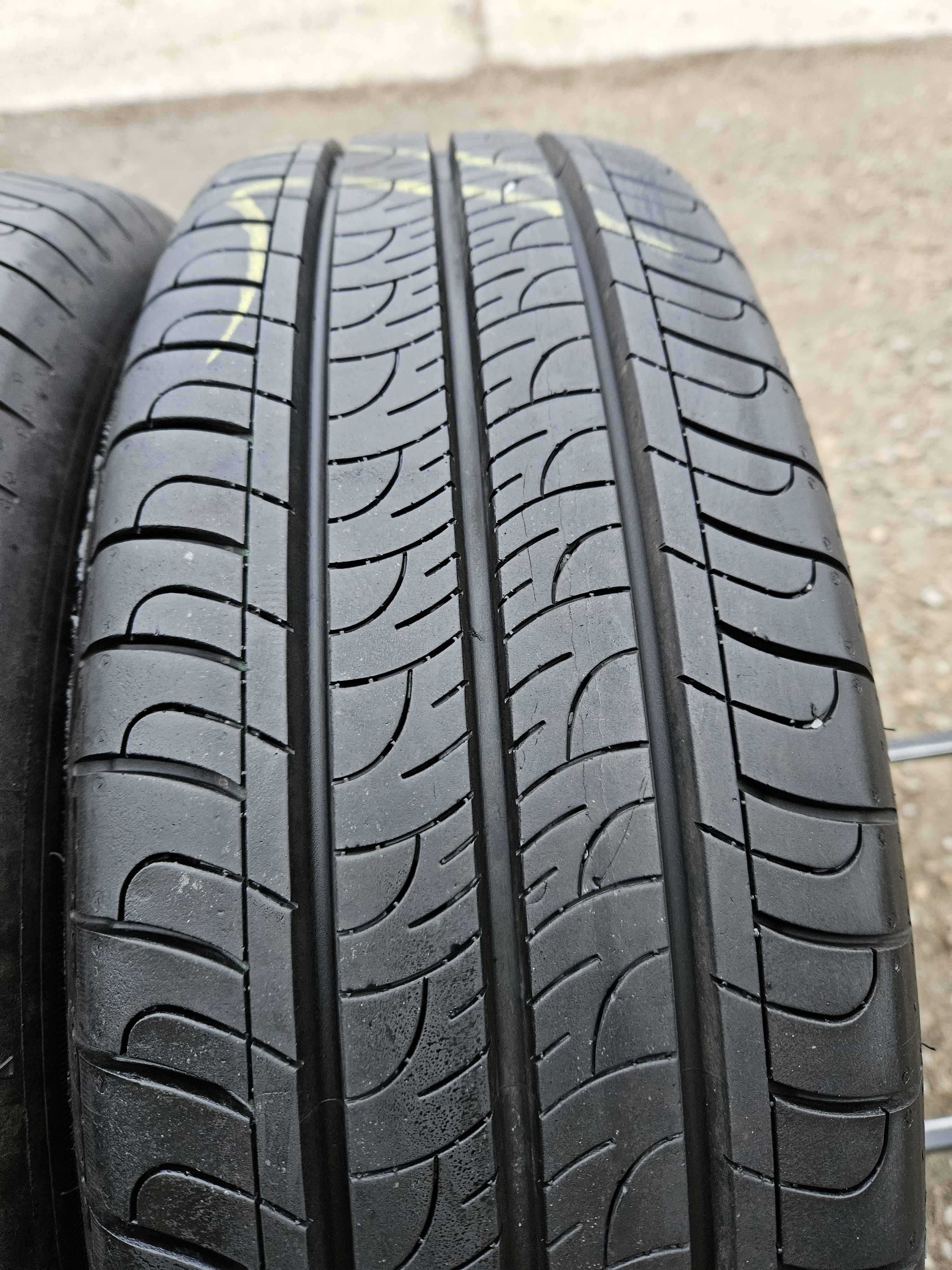 SET 4 Anvelope Vara 195/65 R16C GOODYEAR Efficient Grip Cargo 100/98H
