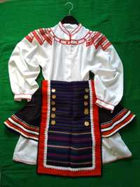 Стилизирани народни носии-6 бр,за 154-164 см височина