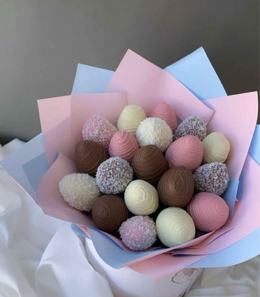 клубника в шоколаде финики в шоколаде Астана доставка цветы клубника