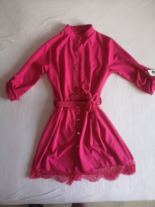 розова рокля с копчета