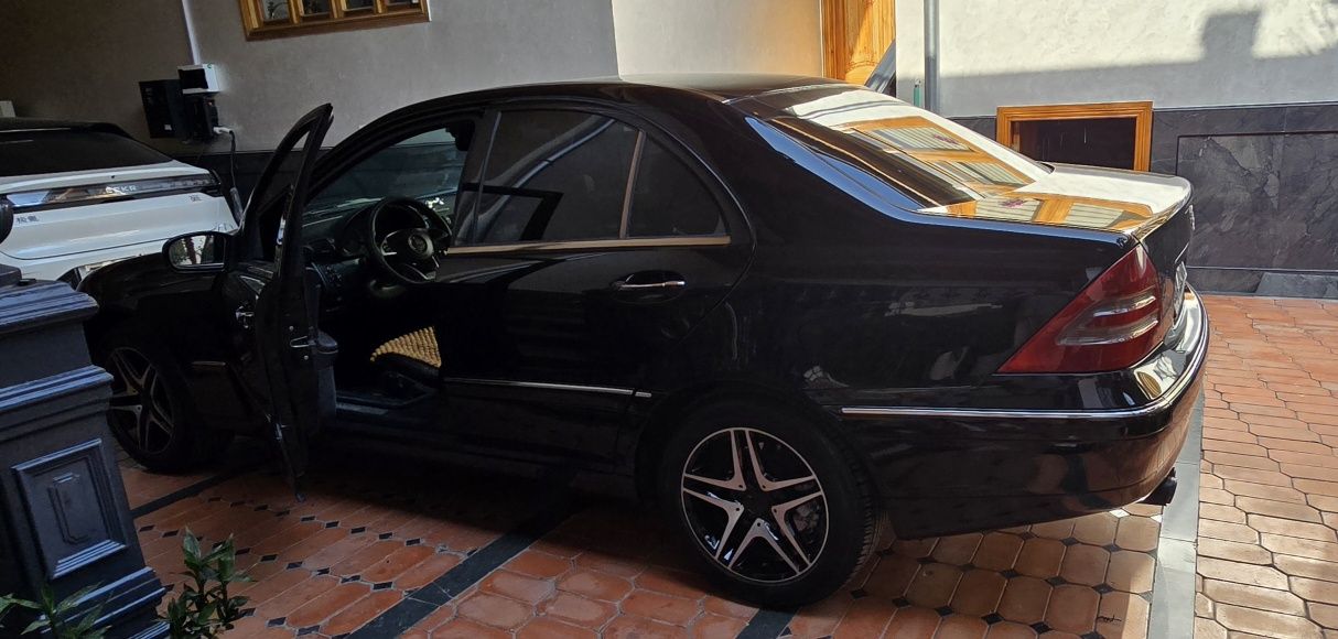 Mercedes benz w203 sport