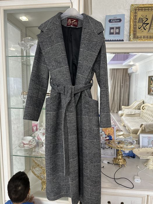 Пальто в отличном состояние