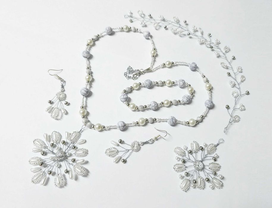 Set bijuterii alb Fulgi de nea 5 piese evenimente, deosebit, unicat