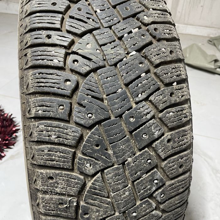 Продам б/у резину (шины)