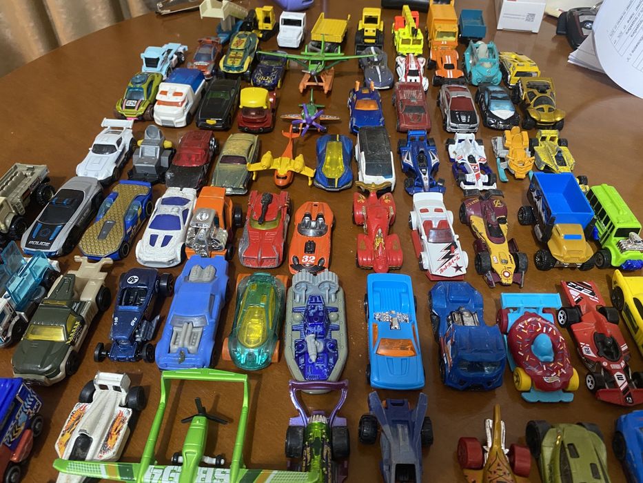 Лот метални колички Hotwheels/Matchbox/Siku
