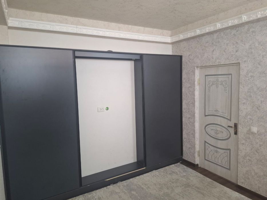 Аренда квартиры 2х ком Юнусабад 14-квартал можно Парням,девушкам